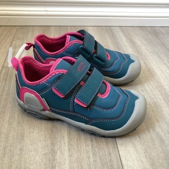 New Keen Toddlers Knotch Hollow Double Strap Sneaker 12 - Picture 2 of 11